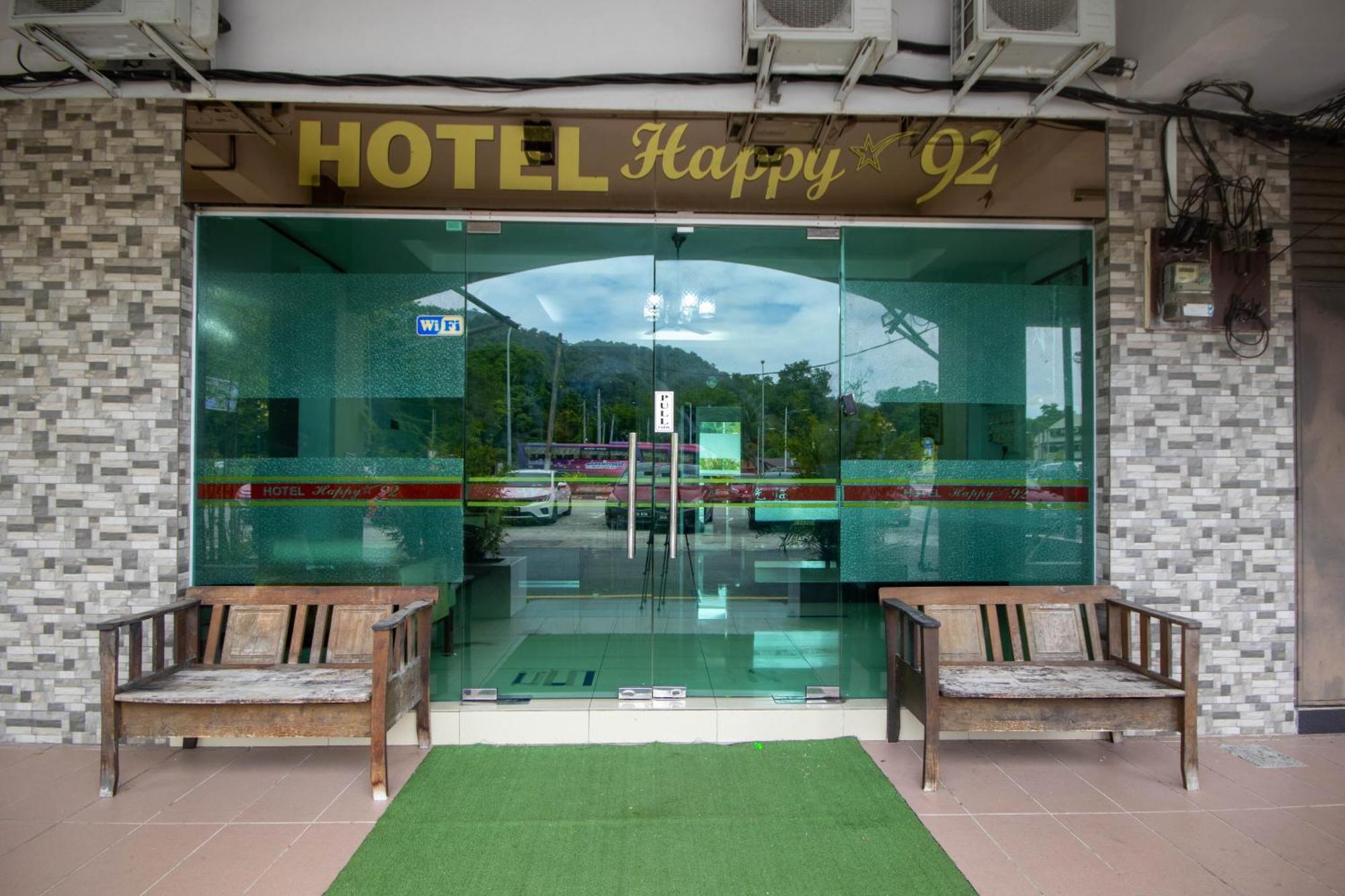 Jq Happy Lumut Hotel Ngoại thất bức ảnh